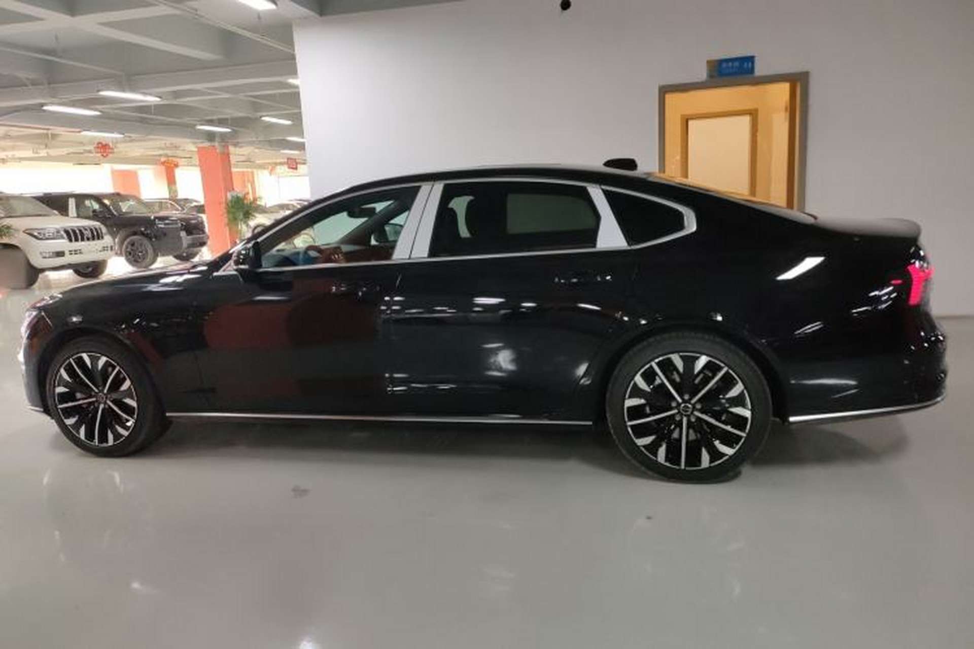 Used Volvo S90 2026 B5 Zhiyuan Luxury Edition Exterior 3