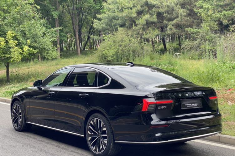 Used Volvo S90 2026 B5 Zhiyuan Luxury Edition Exterior 3