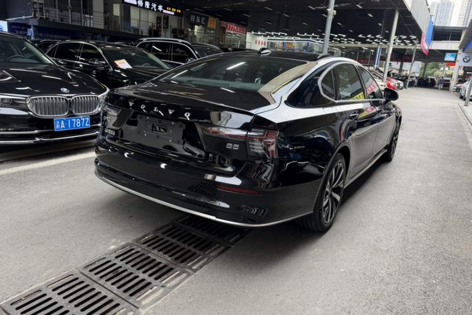 Used Volvo S90 2026 B5 Zhiyi Luxury Edition Exterior 4