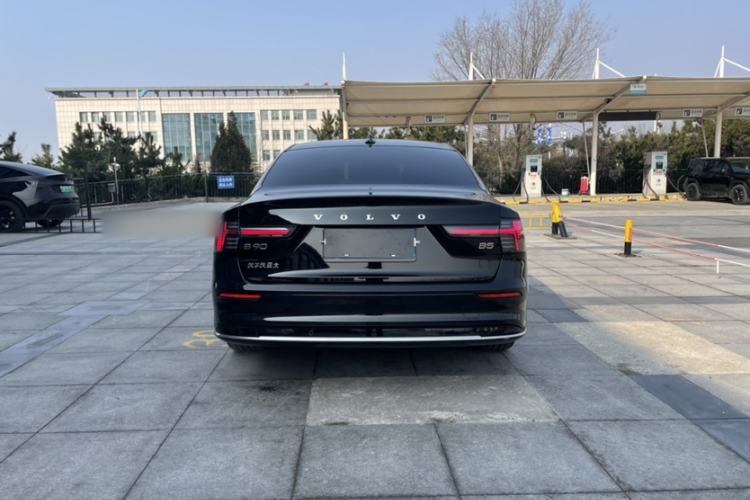 Used Volvo S90 2026 B5 Zhiyuan Luxury Edition Exterior 5