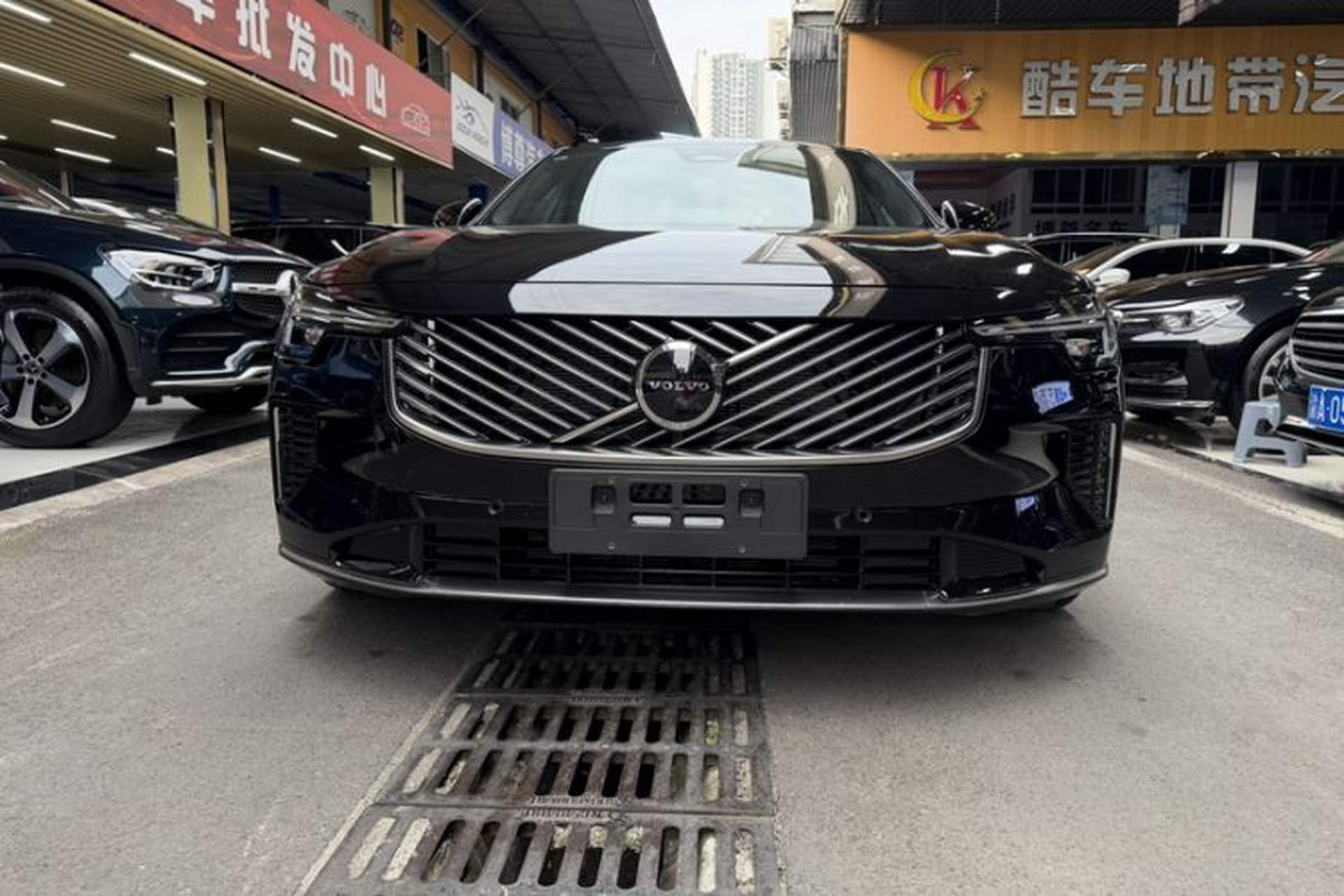 Used Volvo S90 2026 B5 Zhiyi Luxury Edition Exterior 5