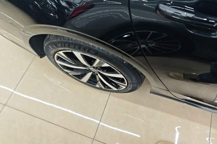 Used Volvo S90 2026 B5 Zhiyi Luxury Edition Exterior 5
