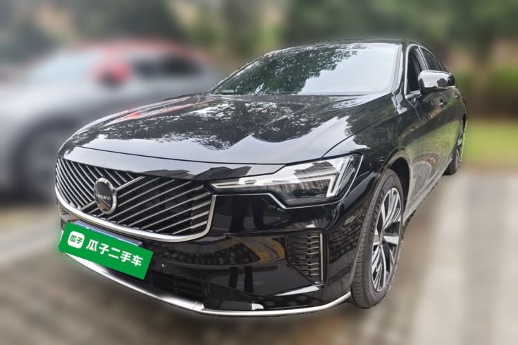 Volvo S90 2026 B5 Zhiyi Luxury Edition