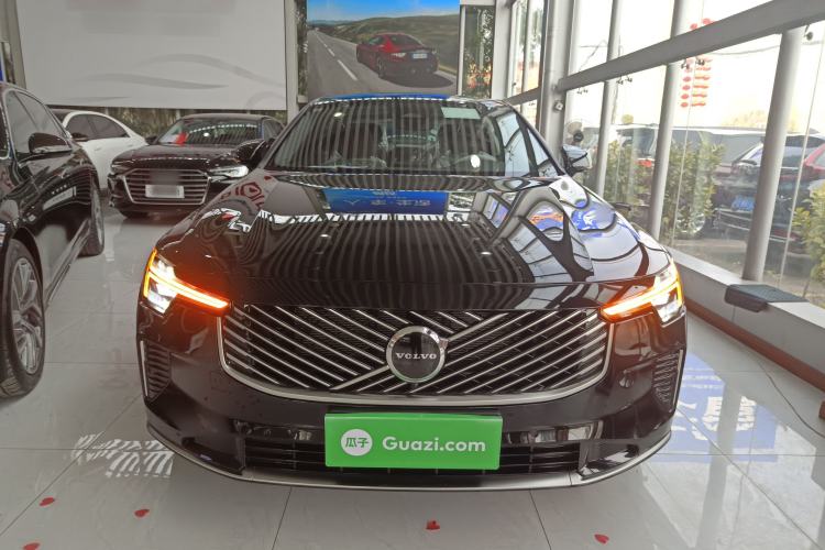 Used Volvo S90 2026 B5 Zhiyi Luxury Edition Front