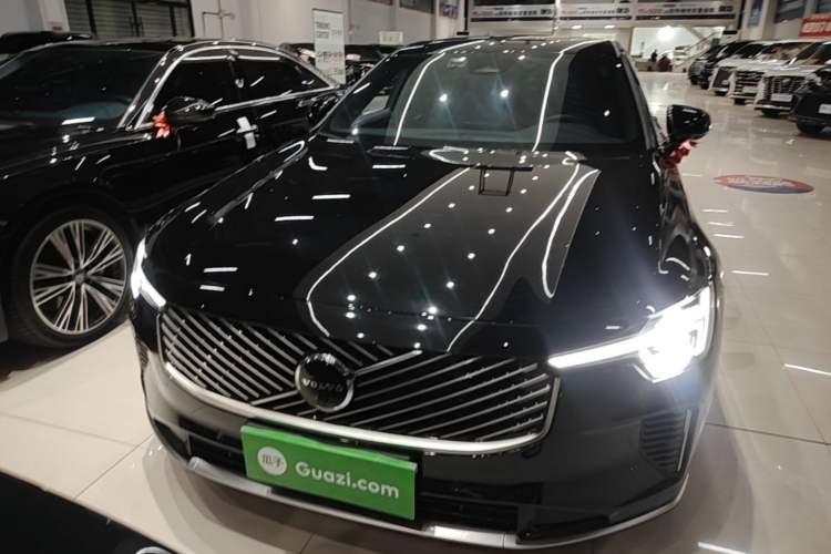 Used Volvo S90 2026 B5 Zhiyuan Luxury Edition Front
