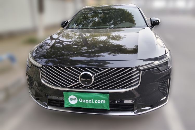 Used Volvo S90 2026 B5 Zhiyuan Luxury Edition Front