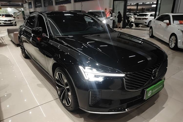 Used Volvo S90 2026 B5 Zhiyuan Luxury Edition Front Right 45 Deg