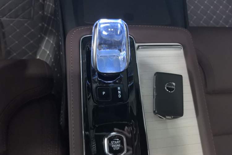 Used Volvo S90 2026 B5 Zhiyuan Luxury Edition Gear Lever