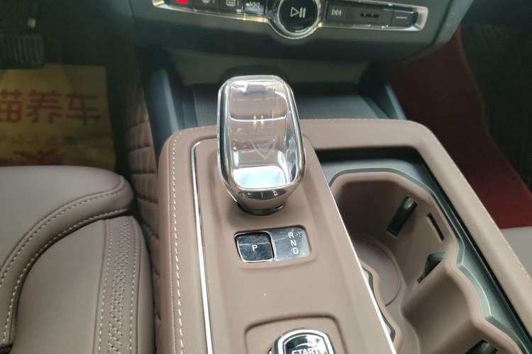 Used Volvo S90 2026 B5 Zhiyuan Luxury Edition Gear Lever