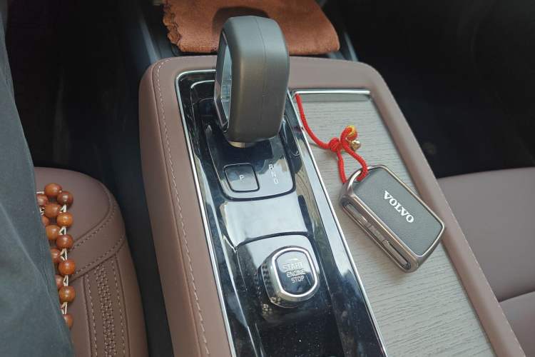 Used Volvo S90 2026 B5 Zhiyi Luxury Edition Gear Lever