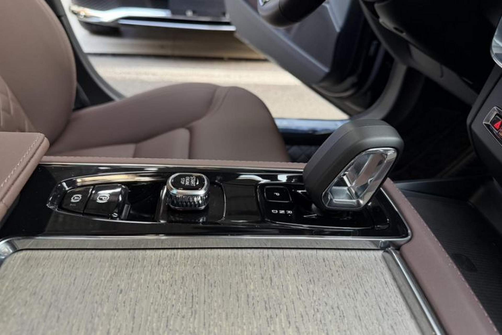 Used Volvo S90 2026 B5 Zhiyi Luxury Edition Gear Lever