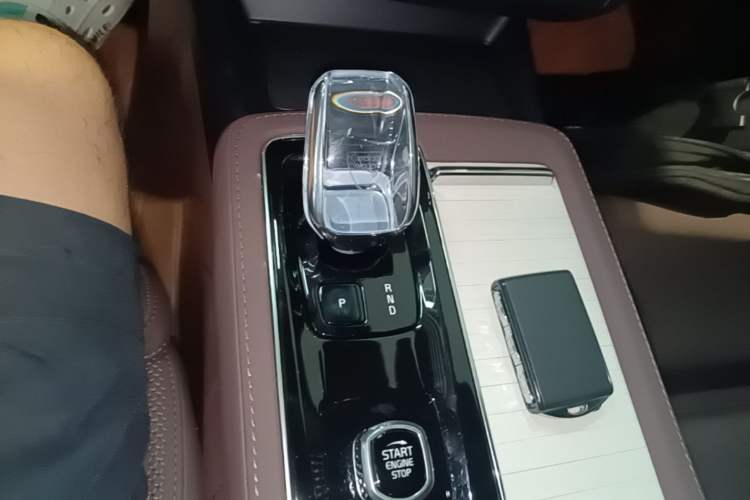 Used Volvo S90 2026 B5 Zhiyuan Luxury Edition Gear Lever