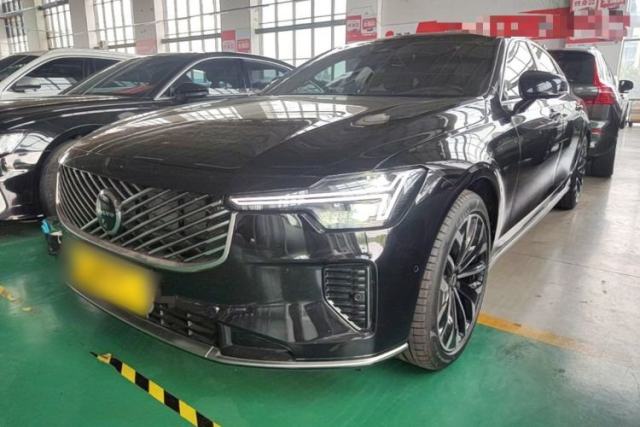 Used Volvo S90 2026 B5 Zhiyuan Luxury Edition