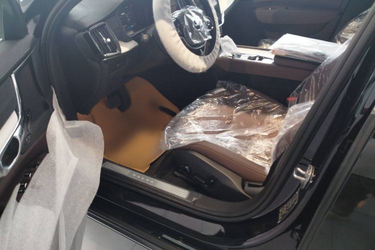 Used Volvo S90 2026 B5 Zhiyuan Luxury Edition Interior 3