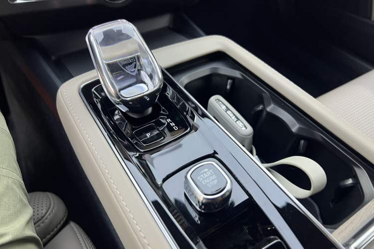 Used Volvo S90 2026 B5 Zhiya Luxury Edition Interior 4