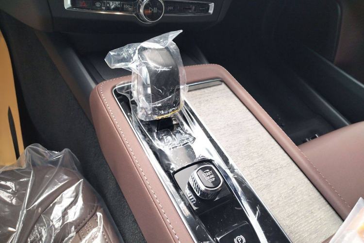Used Volvo S90 2026 B5 Zhiyi Luxury Edition Interior 4