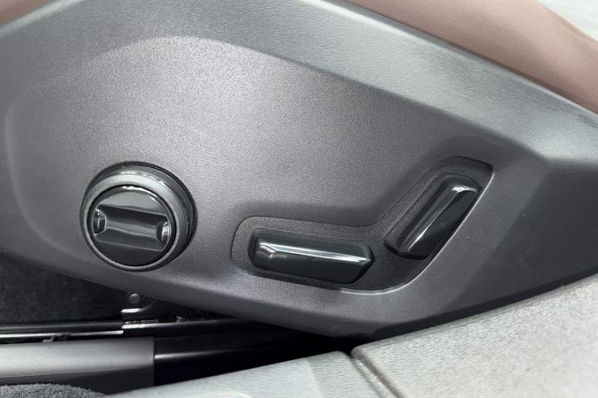 Used Volvo S90 2026 B5 Zhiyi Luxury Edition Interior 4