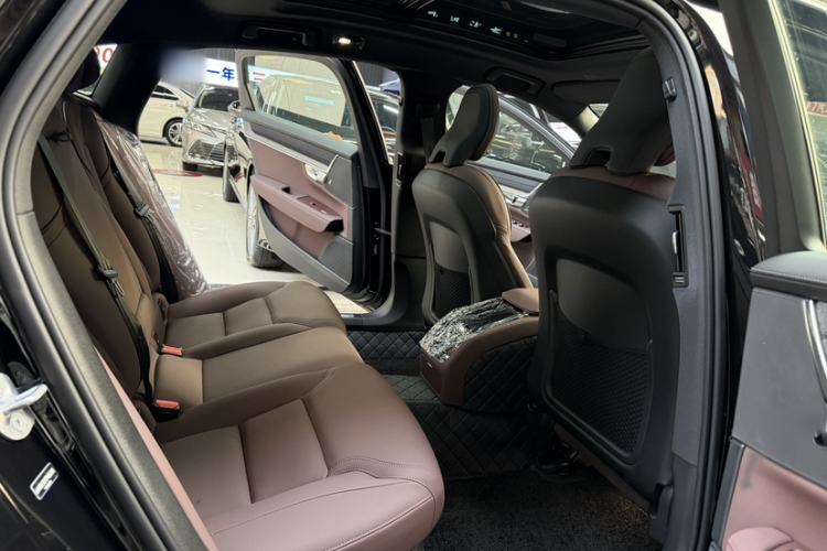 Used Volvo S90 2026 B5 Zhiyi Luxury Edition Interior 9