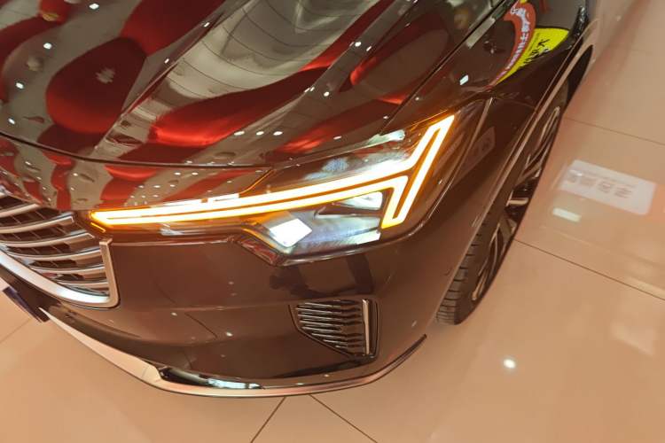 Used Volvo S90 2026 B5 Zhiyuan Luxury Edition Left Front Headlight