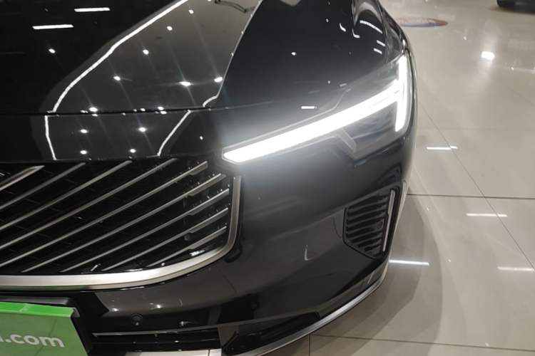 Used Volvo S90 2026 B5 Zhiyuan Luxury Edition Left Front Headlight