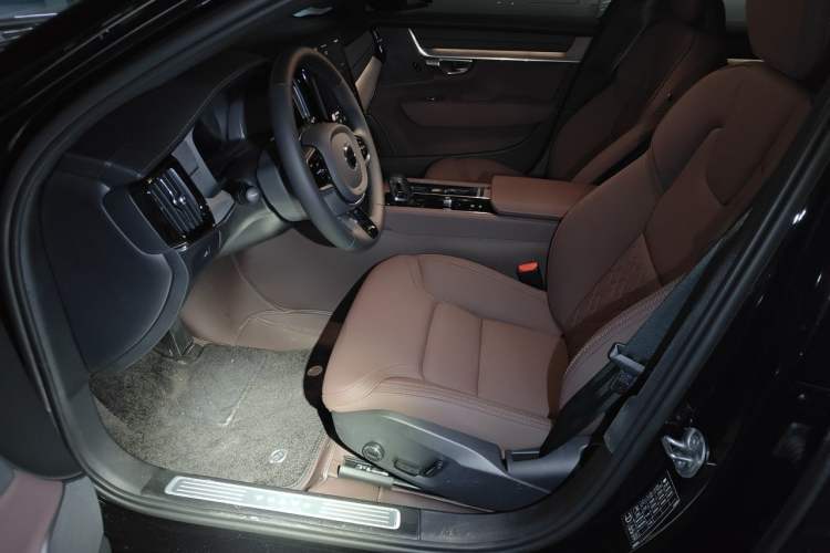 Used Volvo S90 2026 B5 Zhiyi Luxury Edition Left Front Seat