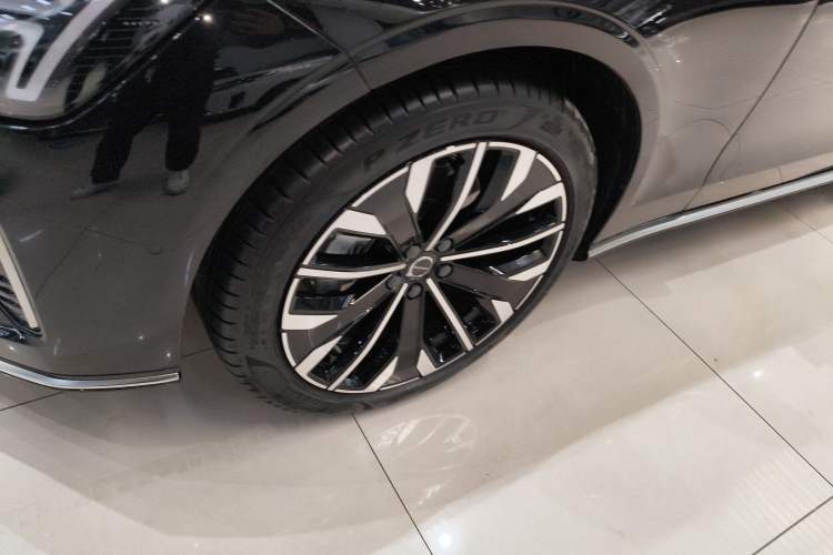 Used Volvo S90 2026 B5 Zhiyuan Luxury Edition Left Front Wheel Hub