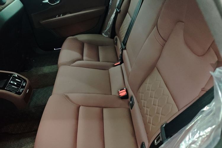 Used Volvo S90 2026 B5 Zhiyi Luxury Edition Left Rear Seat