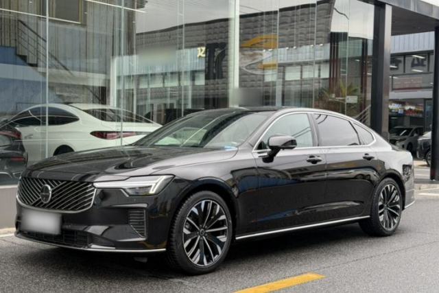 Used Volvo S90 2026 B5 Zhiya Luxury Edition