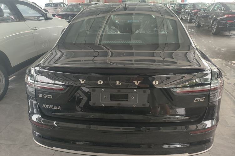 Used Volvo S90 2026 B5 Zhiyi Luxury Edition Rear