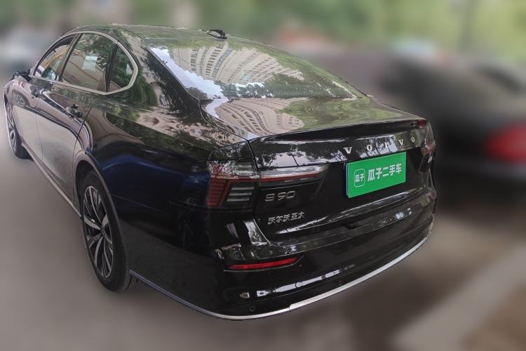 Used Volvo S90 2026 B5 Zhiyi Luxury Edition Rear Left 45 Deg