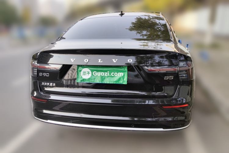 Used Volvo S90 2026 B5 Zhiyuan Luxury Edition Rear