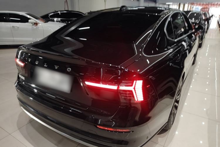 Used Volvo S90 2026 B5 Zhiyuan Luxury Edition Rear Right 45 Deg
