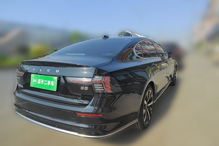 Used Volvo S90 2026 B5 Zhiyi Luxury Edition Rear Right 45 Deg