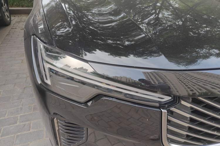 Used Volvo S90 2026 B5 Zhiyi Luxury Edition Right Front Headlight