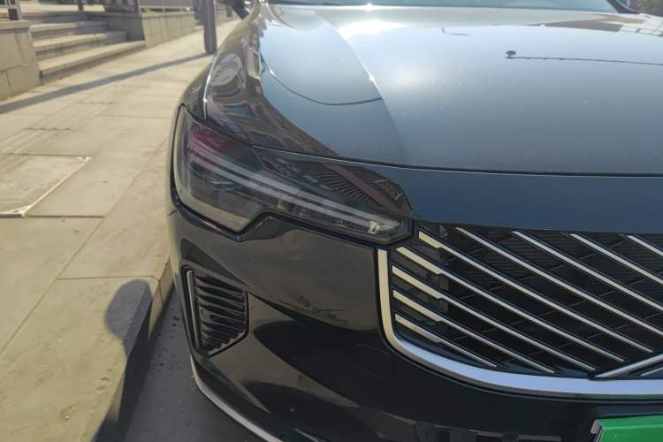 Used Volvo S90 2026 B5 Zhiyi Luxury Edition Right Front Headlight