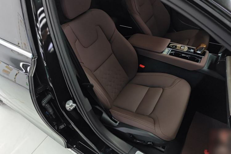 Used Volvo S90 2026 B5 Zhiyi Luxury Edition Right Front Seat