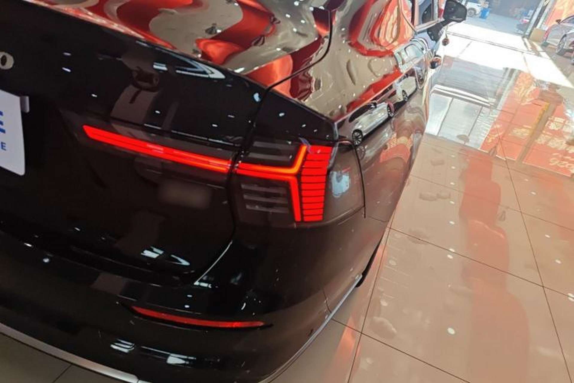 Used Volvo S90 2026 B5 Zhiyuan Luxury Edition Right Rear Taillight