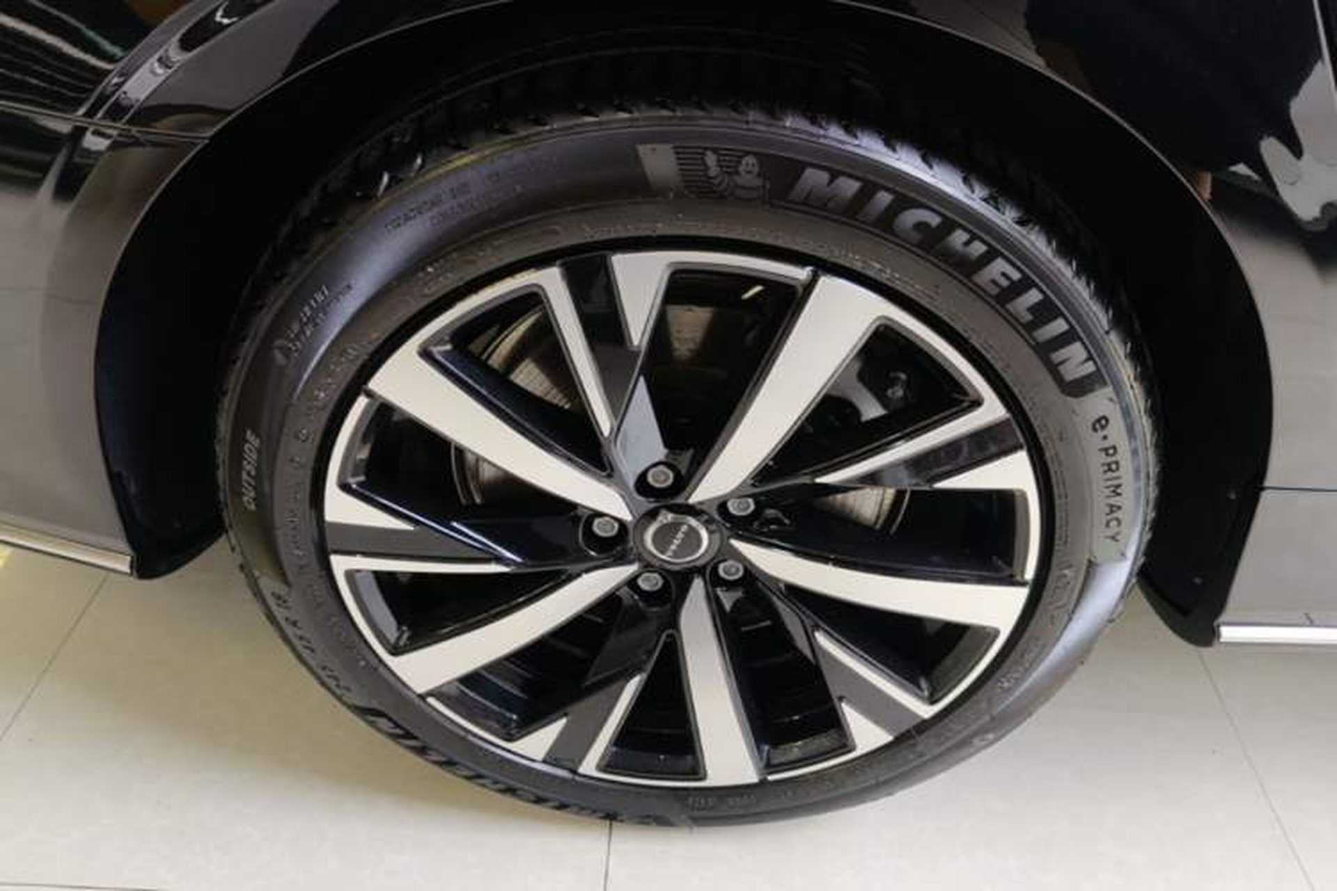 Used Volvo S90 2026 B5 Zhiyi Luxury Edition Right Rear Wheel Hub