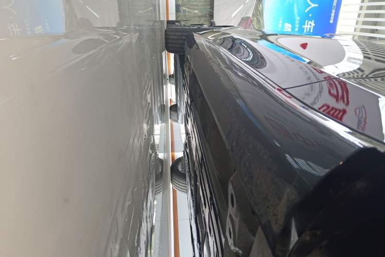 Used Volvo S90 2026 B5 Zhiyi Luxury Edition Right Side Sill
