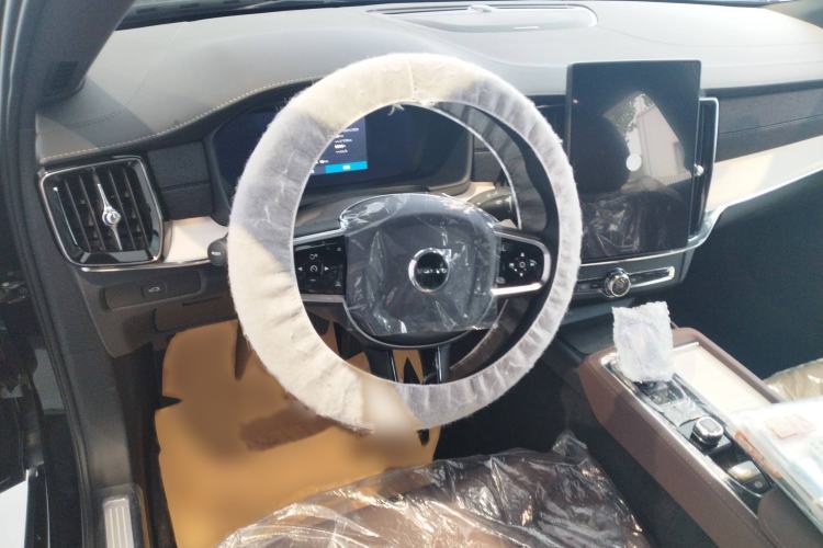 Used Volvo S90 2026 B5 Zhiyuan Luxury Edition Steering Wheel