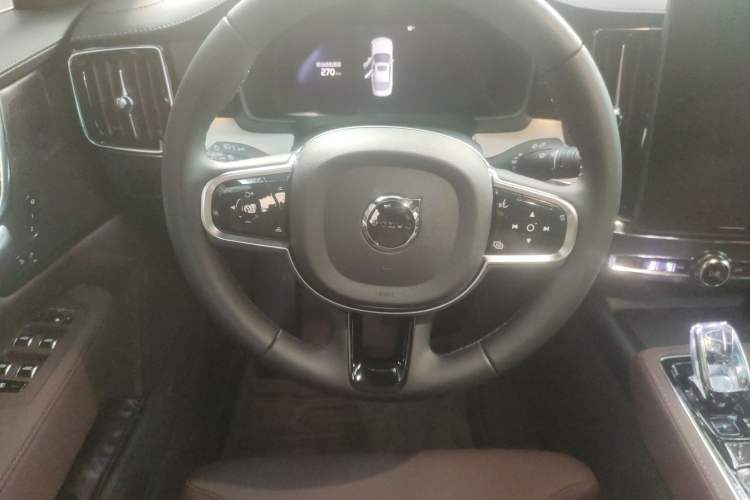 Used Volvo S90 2026 B5 Zhiyuan Luxury Edition Steering Wheel