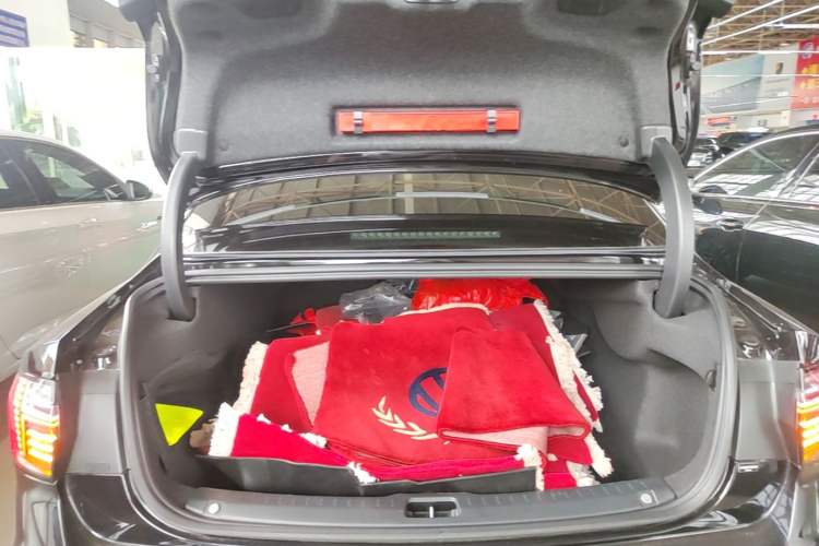 Used Volvo S90 2026 B5 Zhiyuan Luxury Edition Trunk