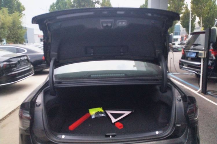 Used Volvo S90 2026 B5 Zhiyi Luxury Edition Trunk