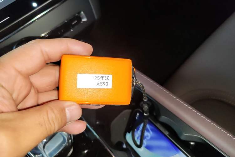 Used Volvo S90 2026 B5 Zhiyuan Luxury Edition Vehicle Key
