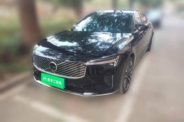 Used Volvo S90 2026 B5 Zhiyuan Luxury Edition