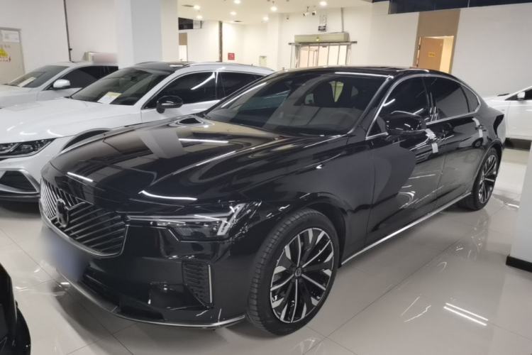 Used Volvo S90 2026 B5 Zhiyuan Luxury Edition Guazi used car, China used car export, Used car for sale, Used  cars, Cheapest cars for sale
