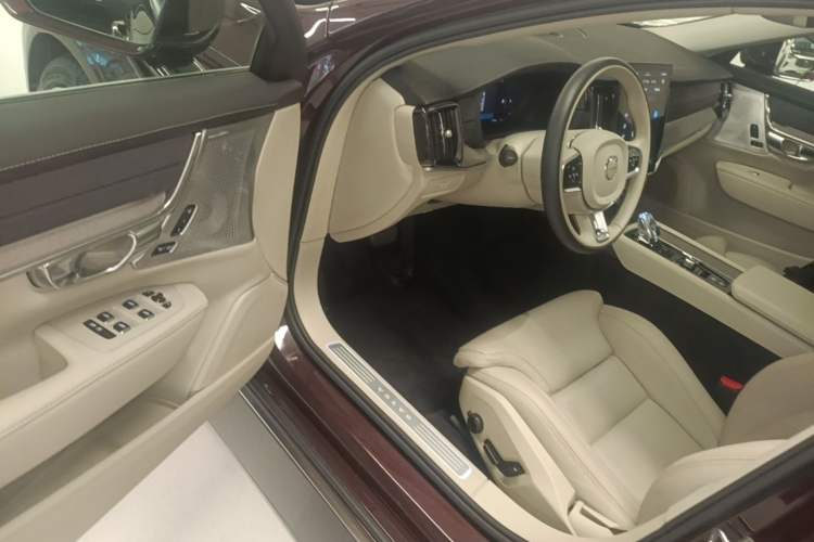 Used Volvo S90 2026 B5 Zhiya Luxury Edition Driver Seat
