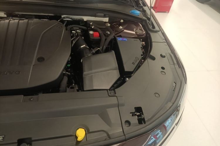 Used Volvo S90 2026 B5 Zhiya Luxury Edition Engine Bay Left