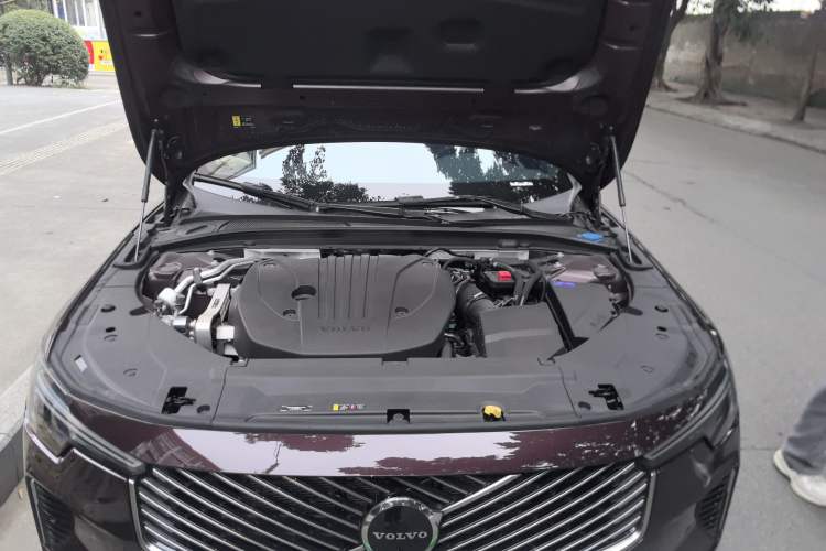 Used Volvo S90 2026 B5 Zhiyuan Luxury Edition Engine Bay