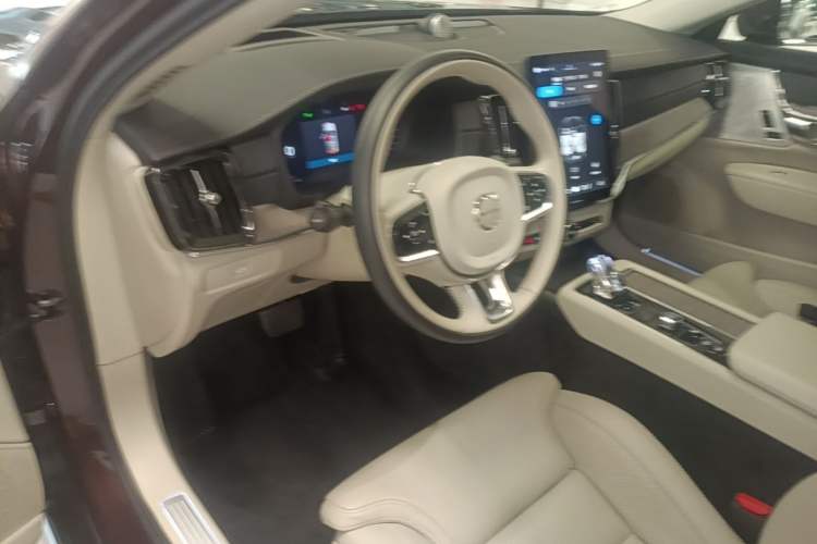 Used Volvo S90 2026 B5 Zhiya Luxury Edition Steering Wheel